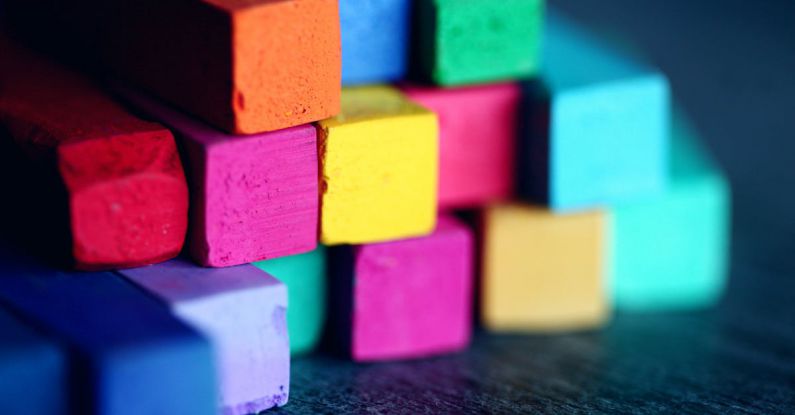 Items - Assorted-color Bricks